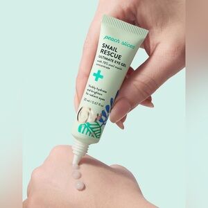PEACH SLICES SNAIL RESCUE ULTIMATE EYE GEL - BRAND NEW in the box!